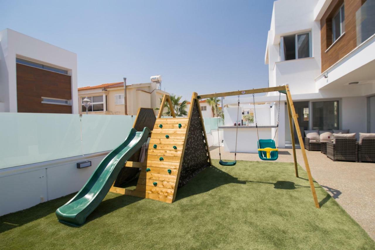 איה נאפה Villa Lynn Boutique Beachfront מראה חיצוני תמונה